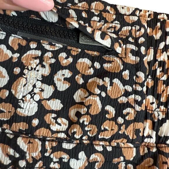 Free People Movement S Run Wild Shorts Animal Print Brown Black Lined Athleisure - Picture 8 of 12
